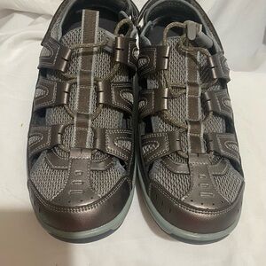 Stylish Metallic Sandals‎ for Women